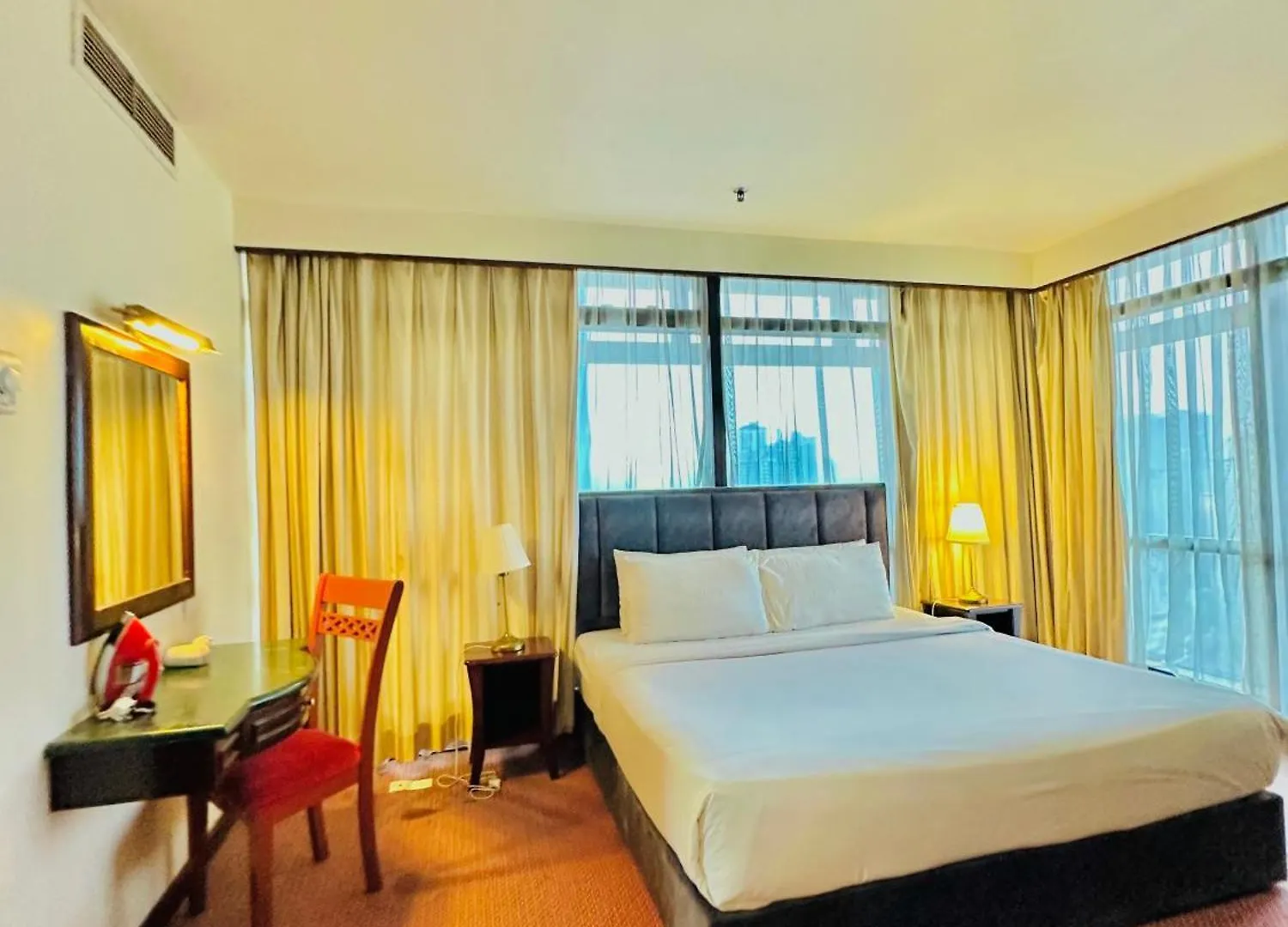 Times Square Residences Kuala Lumpur 0*,